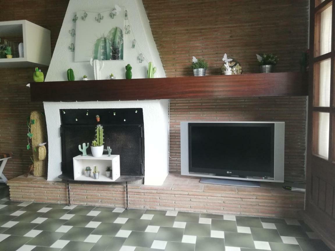Can Cactus Garriguella Ngoại thất bức ảnh